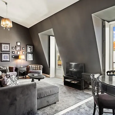 Appartamento Vintage 1-bedroom Oasis Center *